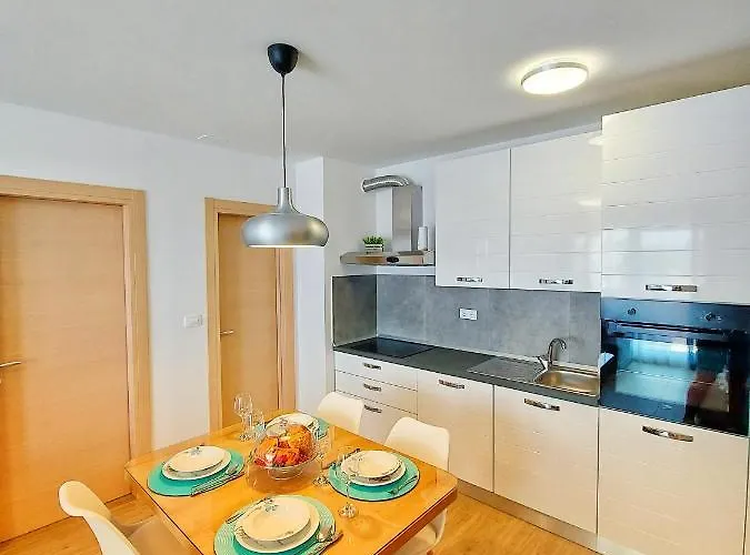 Tusculum Appartement *